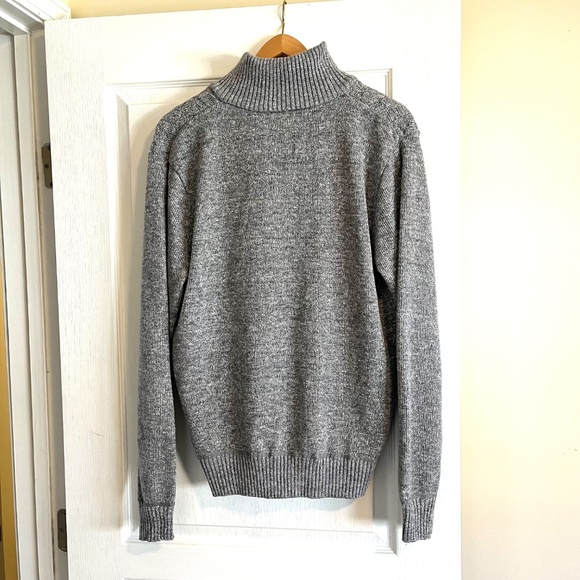 BUFFALO David Bitton Men's Gray Watcher Cable Knit Sweater - Size L - Picture 6 of 7